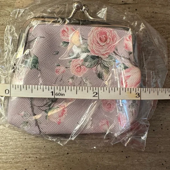 Purple Floral Kiss Lock Coin Purse - Picture 3 of 3